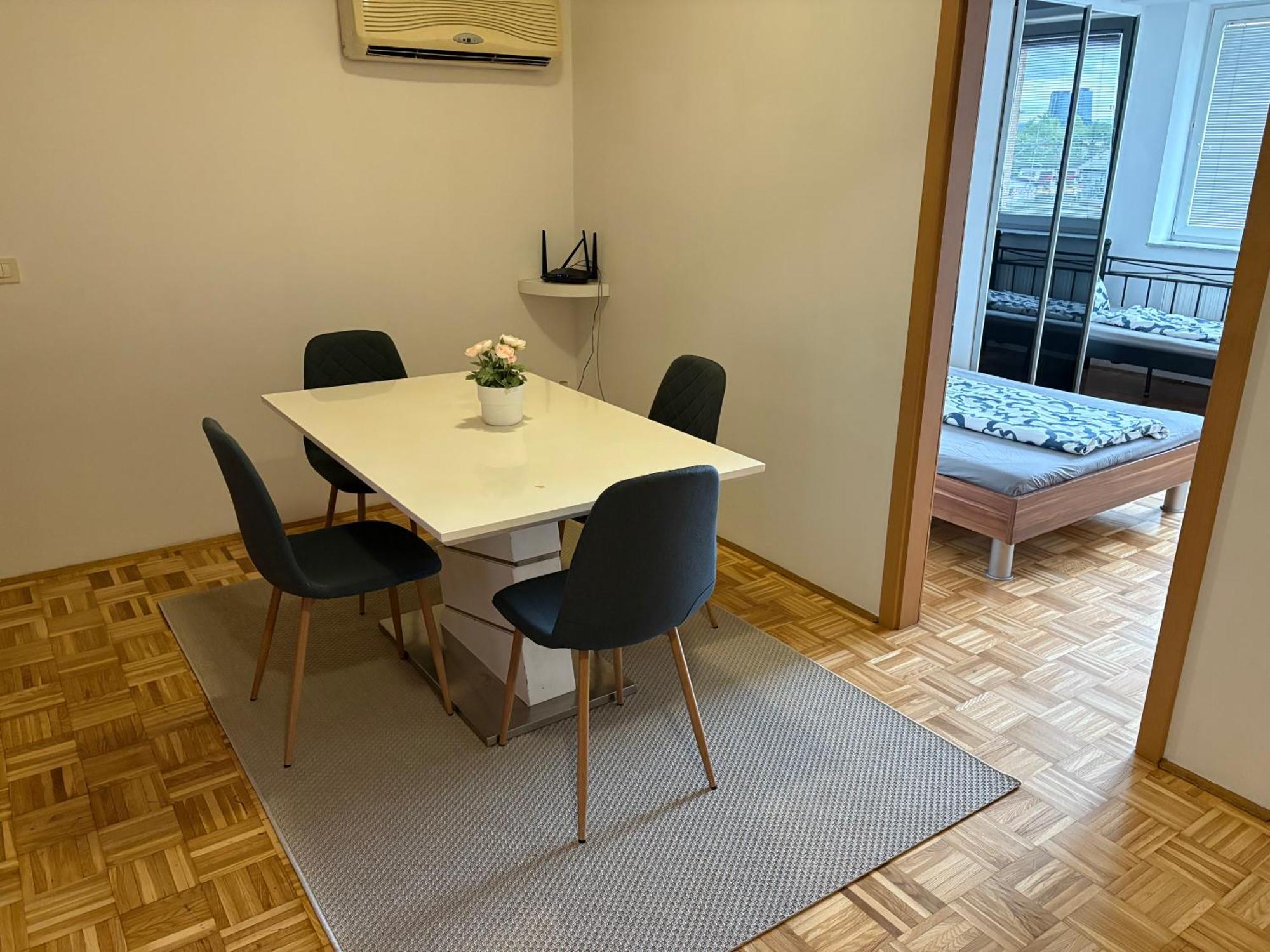 Apartma Lunca 1 Любляна Екстер'єр фото